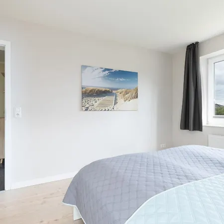 Luv & Lee Apartment *