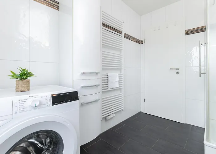 Luv & Lee Schönberg in Holstein